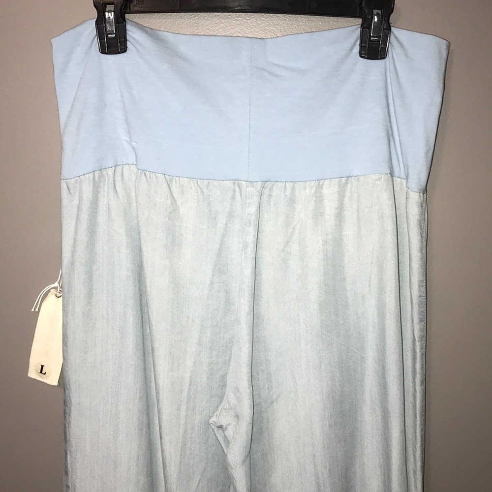 Just Living Eco friendly Palazzo Fold Over TENCEL Jeans. Size Large - Picture 4 of 8